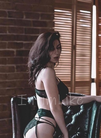 Стриптизерша Устина №9226, 22 лет